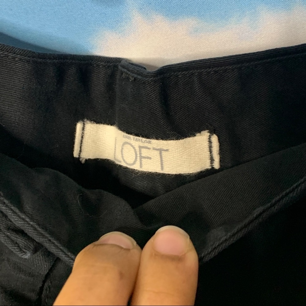 Loft- Black Shorts size 6 - Picture 5 of 10